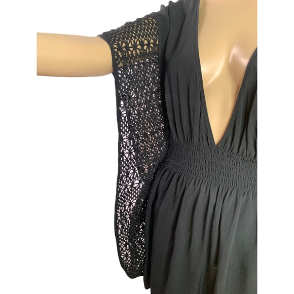 Victoria's Secret Boho Top Black Crochet Trim Plunging Neck Backless Size Large - Picture 6 of 11